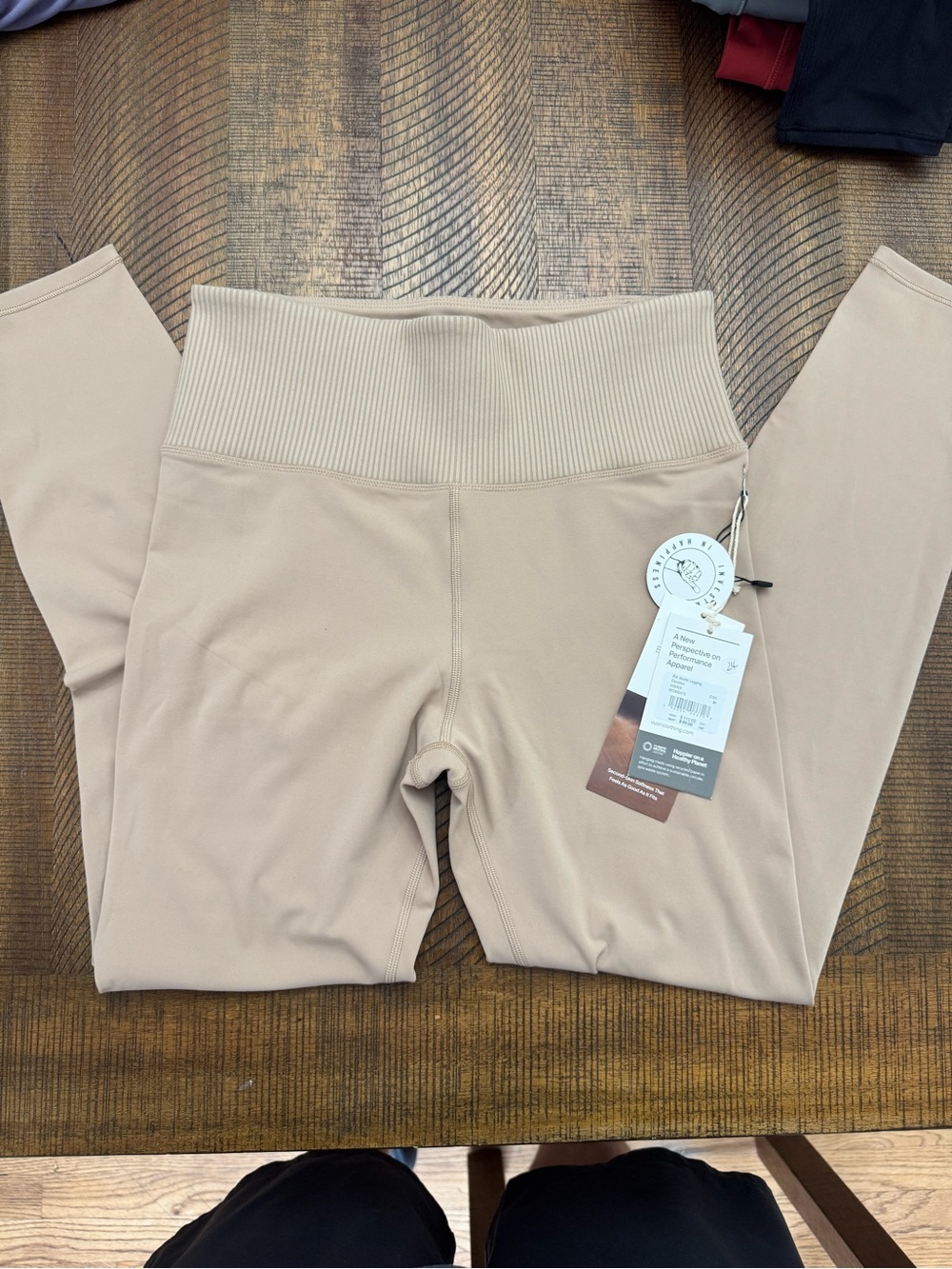Vuori Rib Studio Legging in Coconut Tan